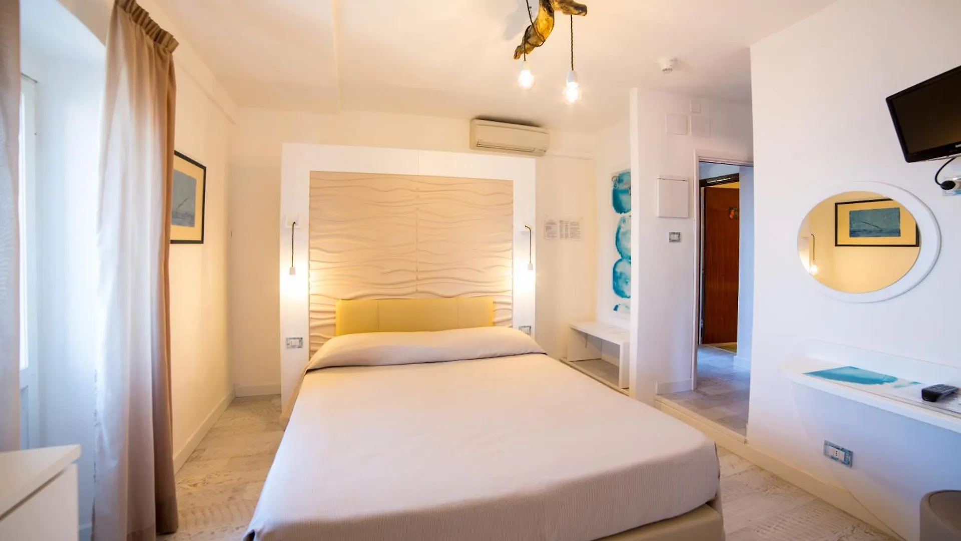 Hotel Saraceno Giglio Porto